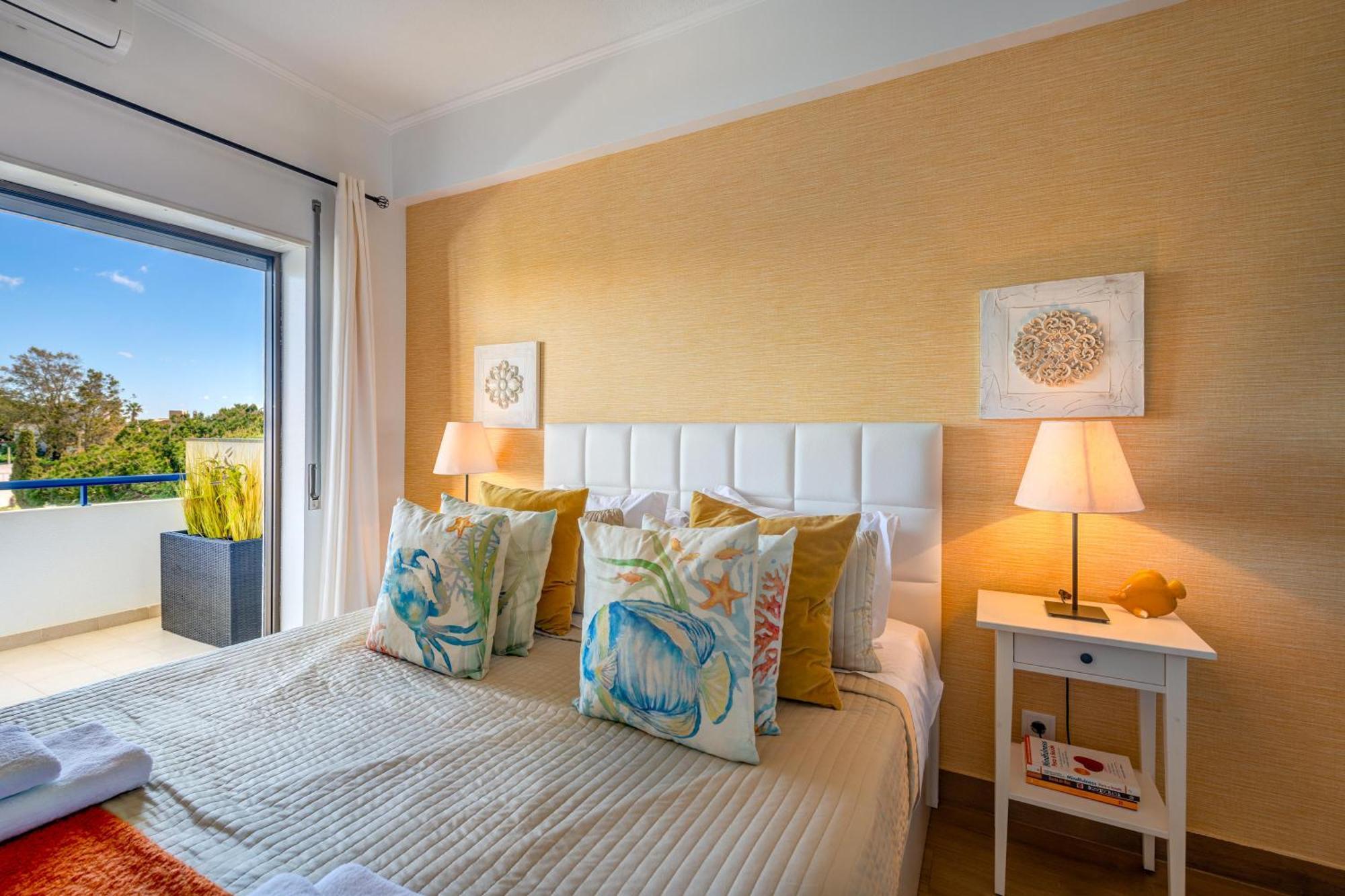Apartamento Gomes -Free Airco, Wiffi & Swimming Pool- By Bedzy Поршеш Екстериор снимка